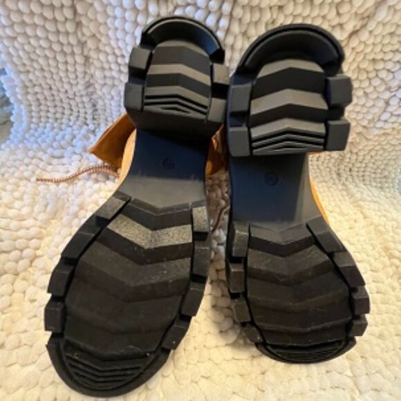 NWOB Rampage Women's Sage Lug Sole Hiker Booties Size 6.5 Brown - Picture 7 of 14